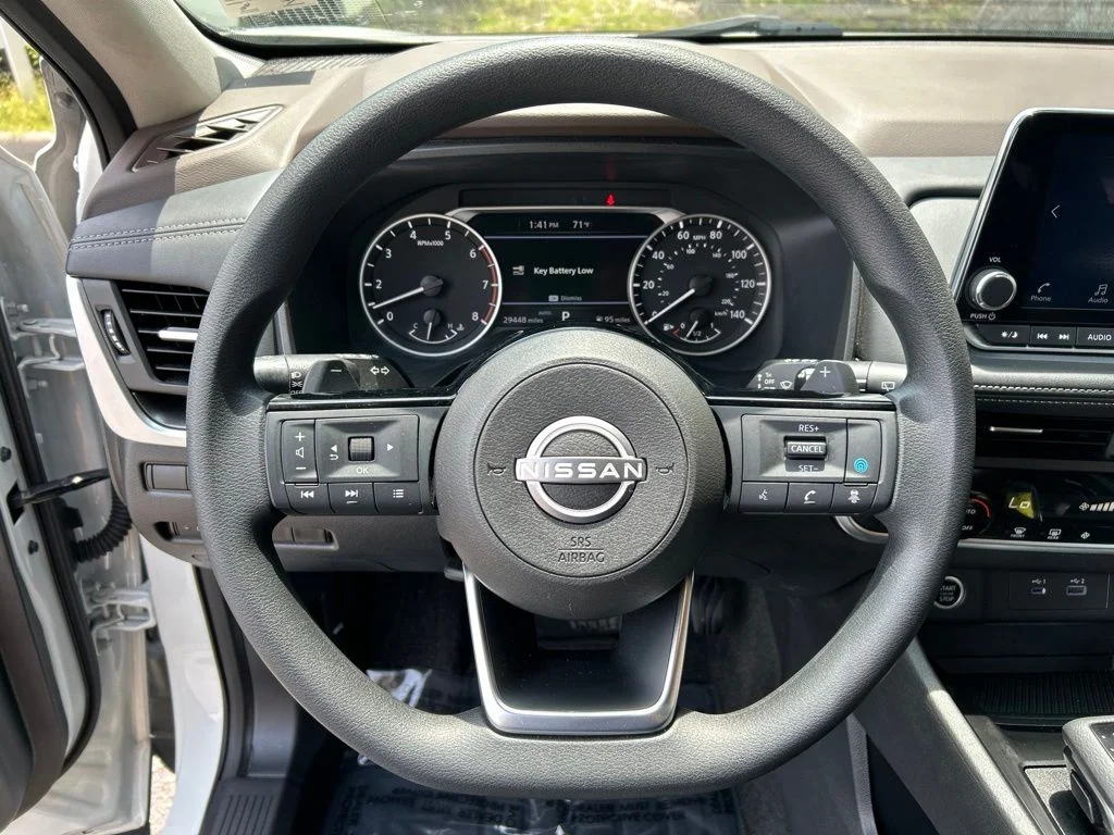 Used 2023 White Nissan SV image 16
