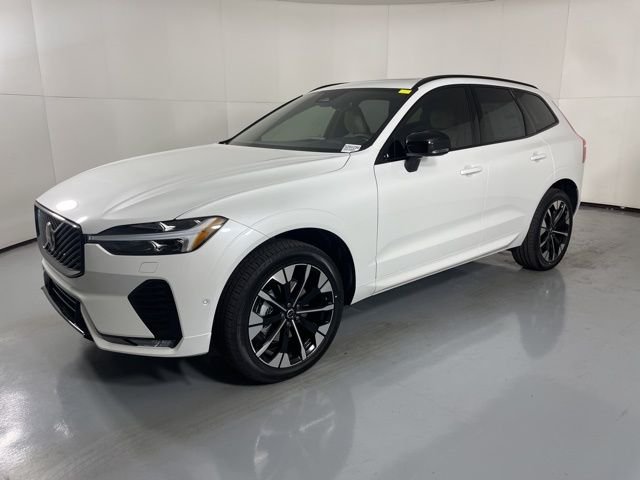 2026 Volvo XC60 Plus