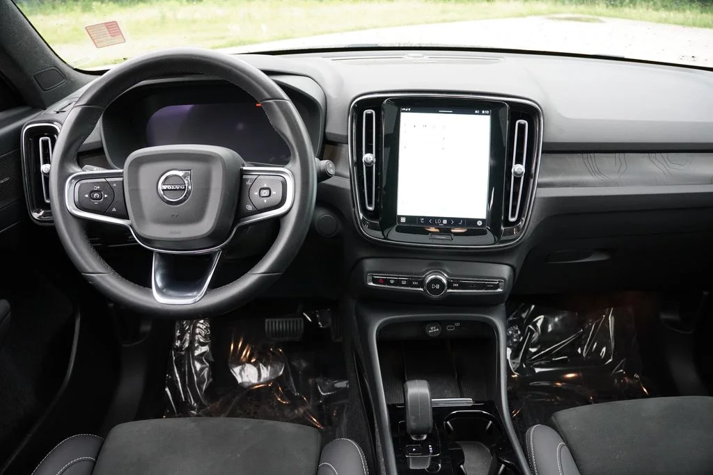 Used 2023 Black Volvo Ultimate image 19