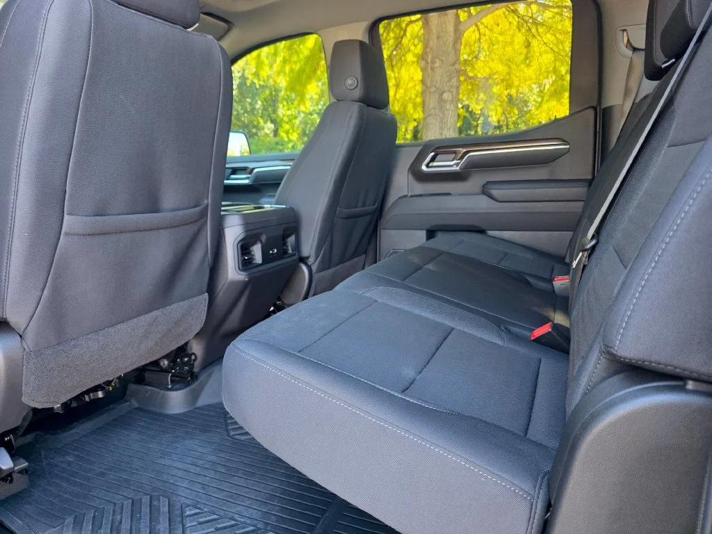Used 2026 Sterling Gray Metallic Chevrolet LT Trail Boss image 31