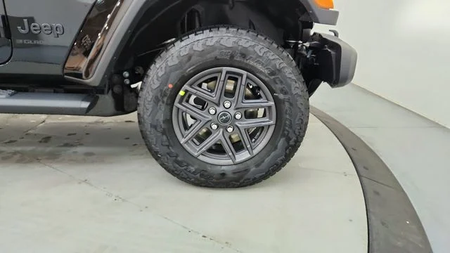 New 2026 Black Clear-Coat Exterior Paint Jeep Sport S image 17