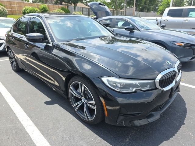 2021 BMW 3 Series 330i Sedan's photo