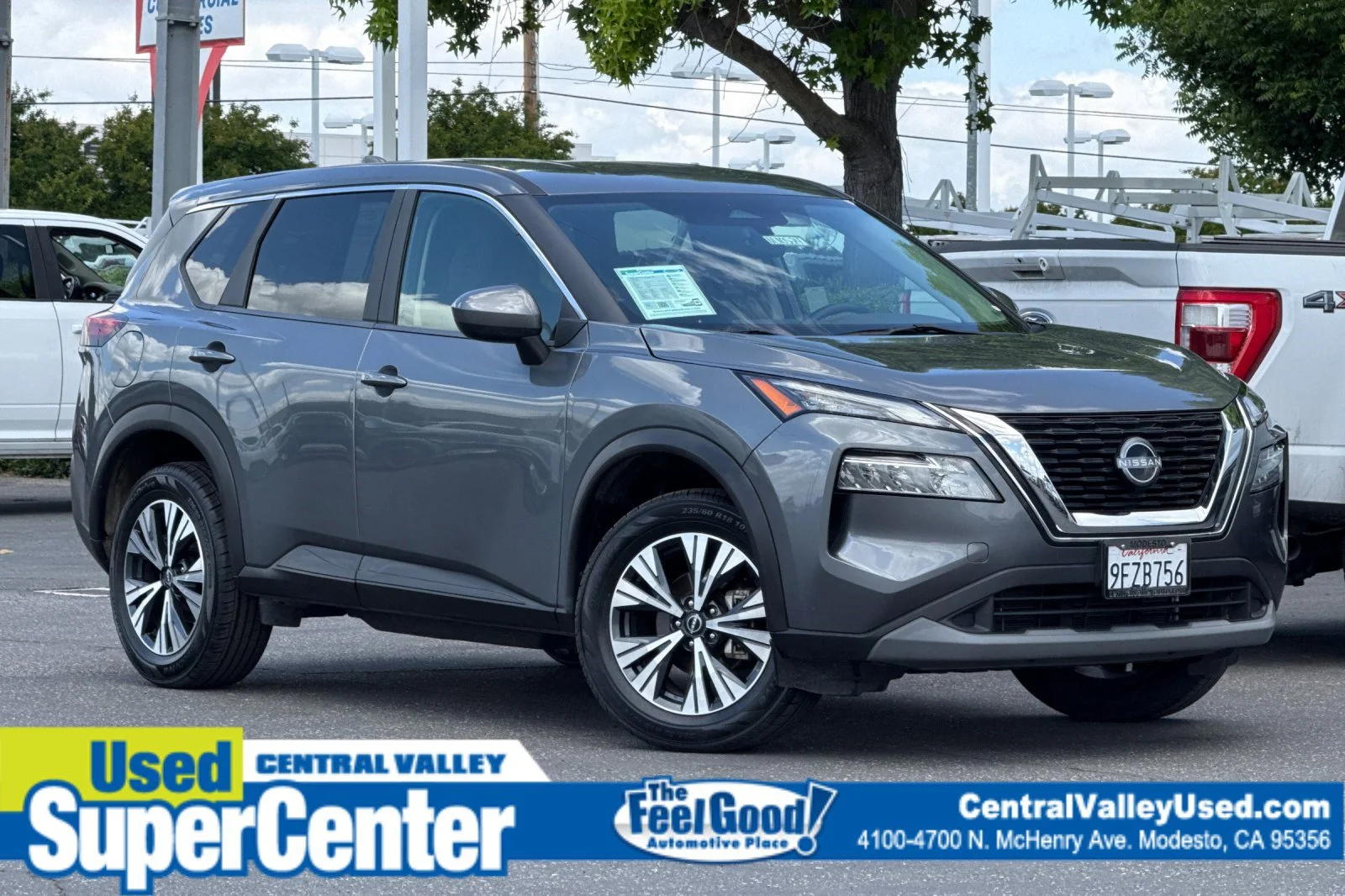 2023 Nissan Rogue SV AWD's photo
