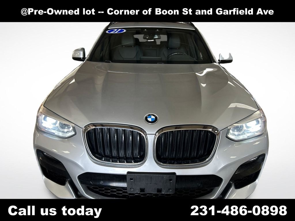 Used 2021 Silver BMW xDrive30i image 8