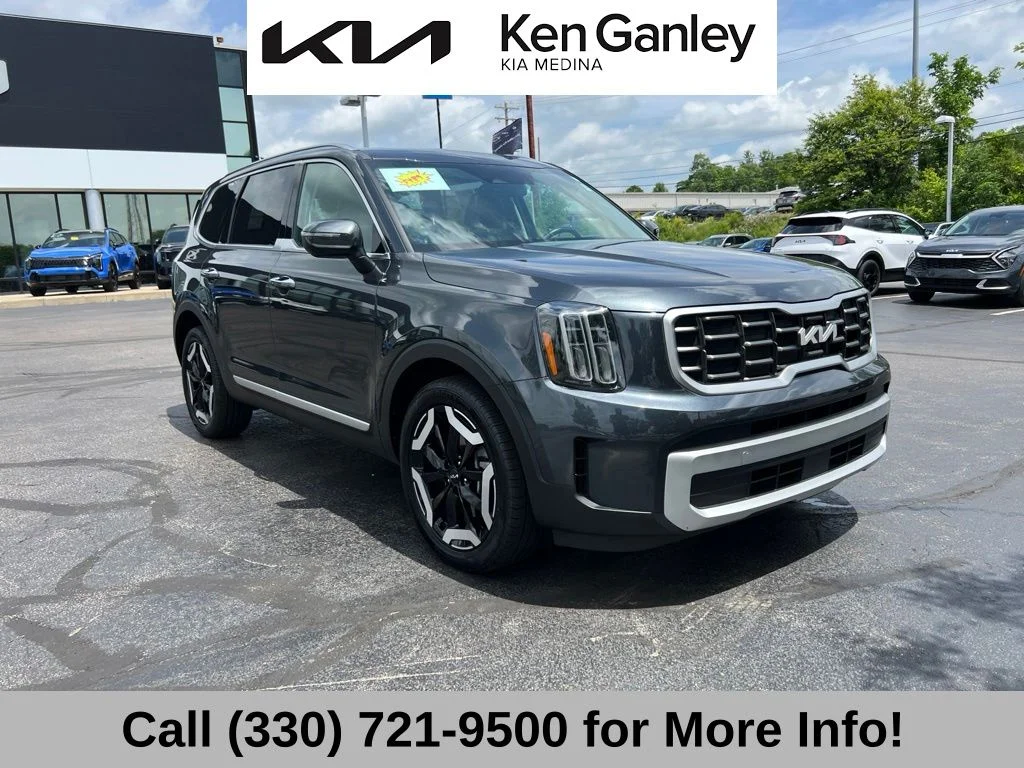 Certified Used 2024 Gray Kia S image 6