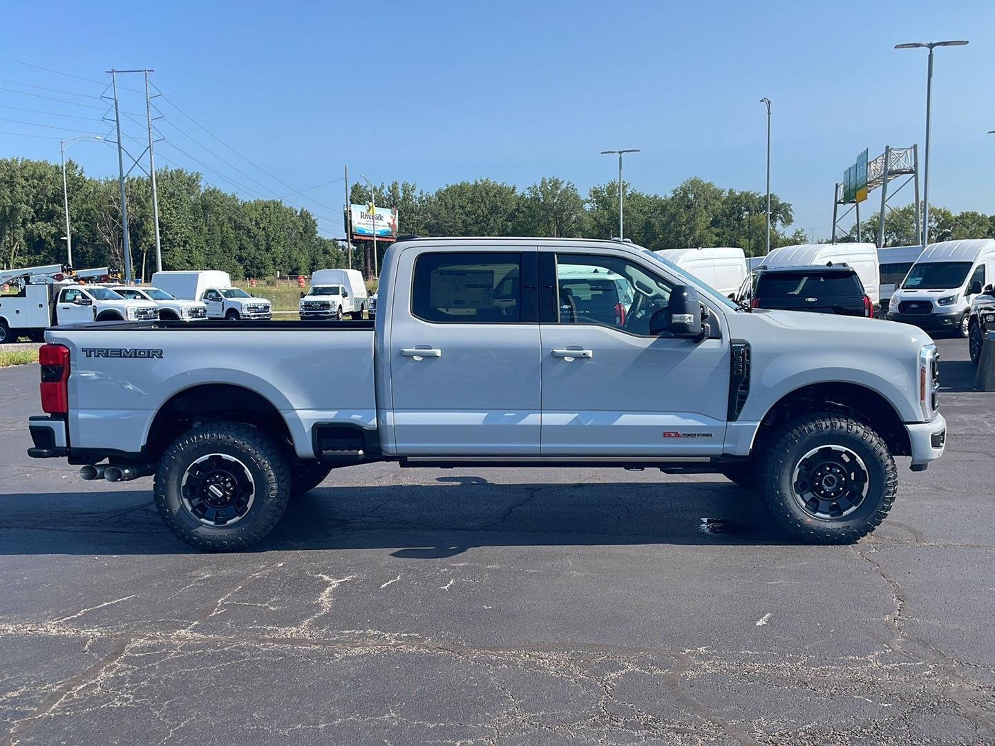 New 2026 Avalanche Ford F-350® Lariat® image 6