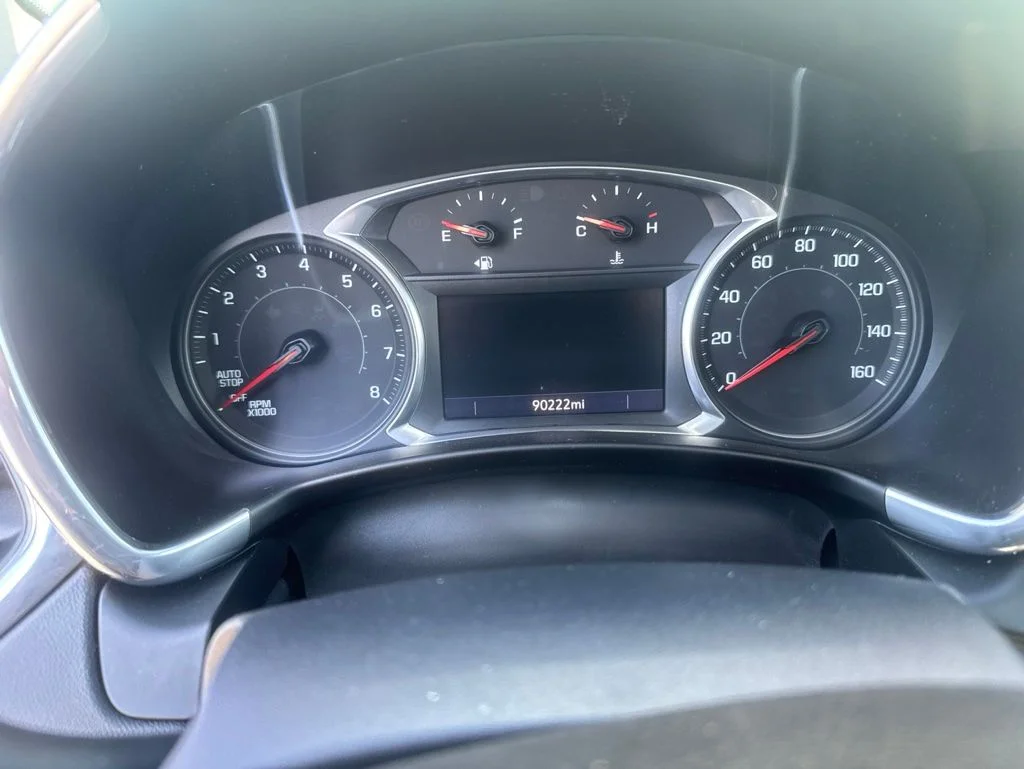 Used 2020 Chevrolet Equinox Premier with VIN 3GNAXYEXXLS648602 for sale in Rochester, Minnesota