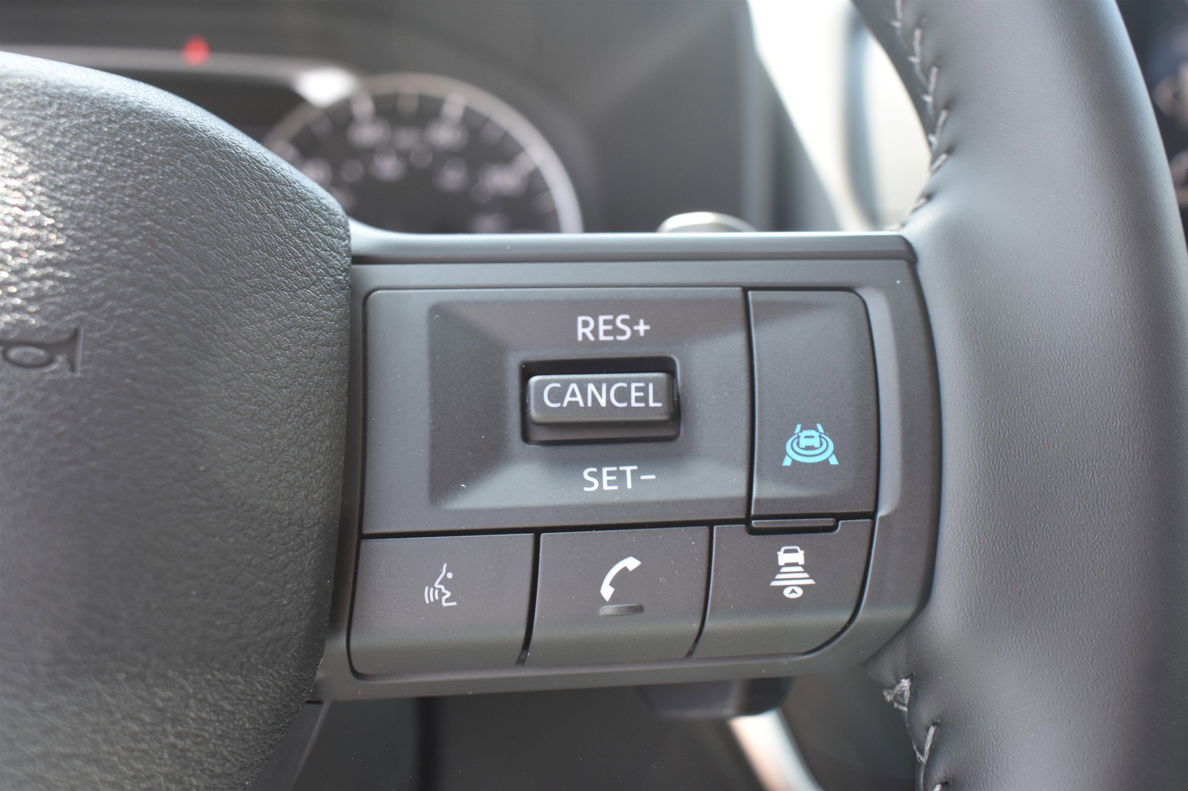New 2026 Everest White Pearl TriCoat Nissan SV image 20