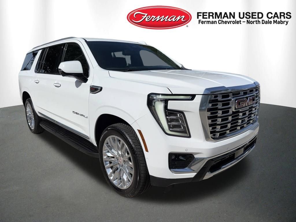 2025 GMC Yukon Denali AWD's photo