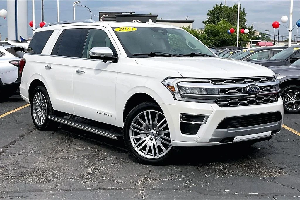 Used 2022 White Ford Platinum image 35