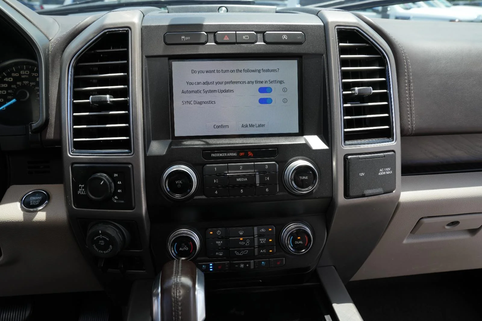 Used 2020 White Ford Limited image 25