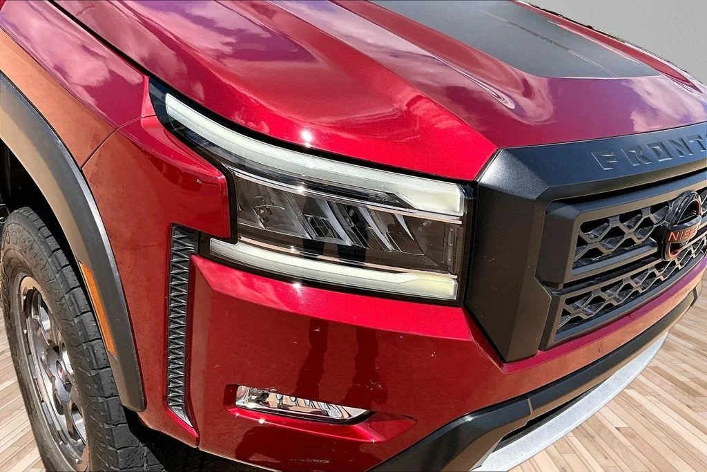 Used 2022 Red Nissan PRO-4X image 27