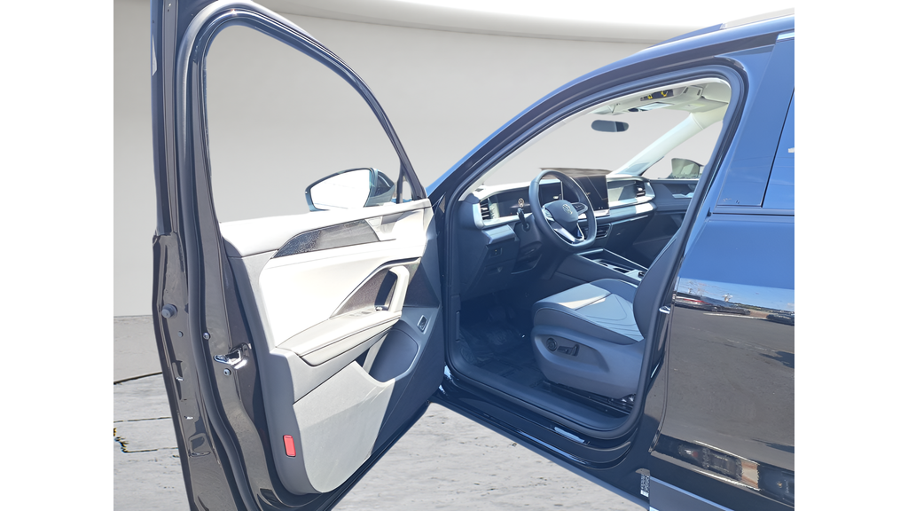 2025 Volkswagen Tiguan SE - Photo 9