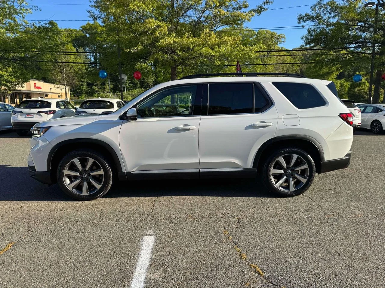 2024 Honda Pilot Elite - Photo 4