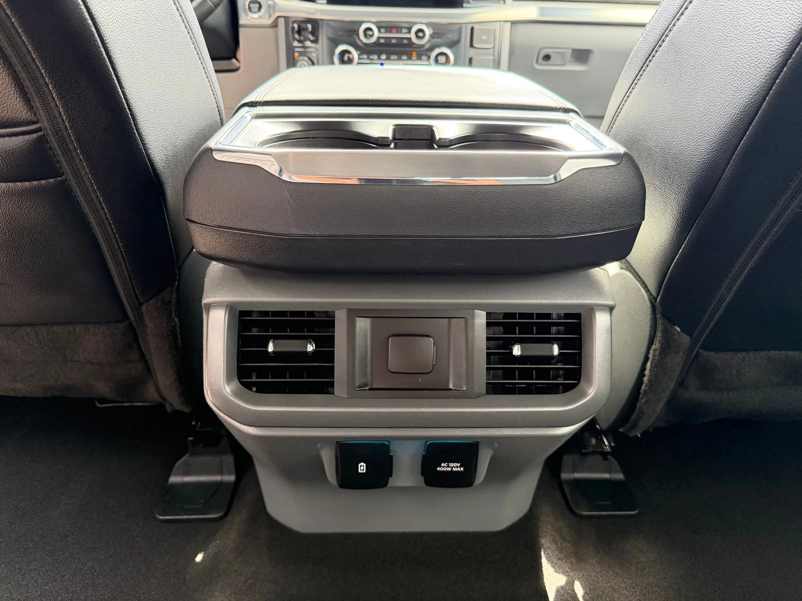 Used 2025 Black Ford Lariat image 29