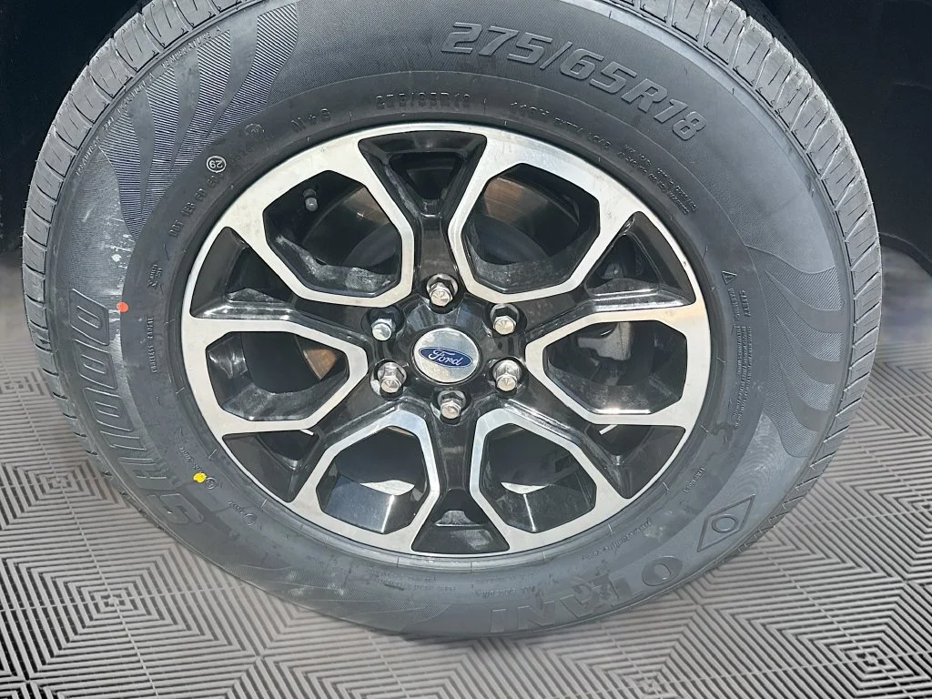 Used 2023 Black Ford XLT image 35