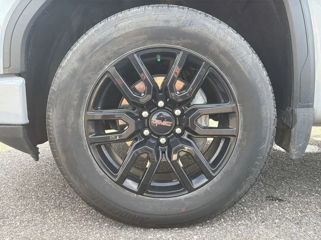 Used 2024 Gray GMC Elevation image 10