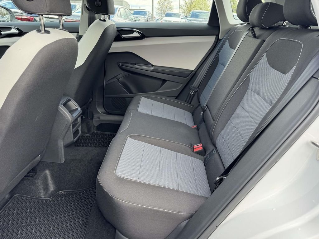 New 2026 White Volkswagen 1.5T S image 15