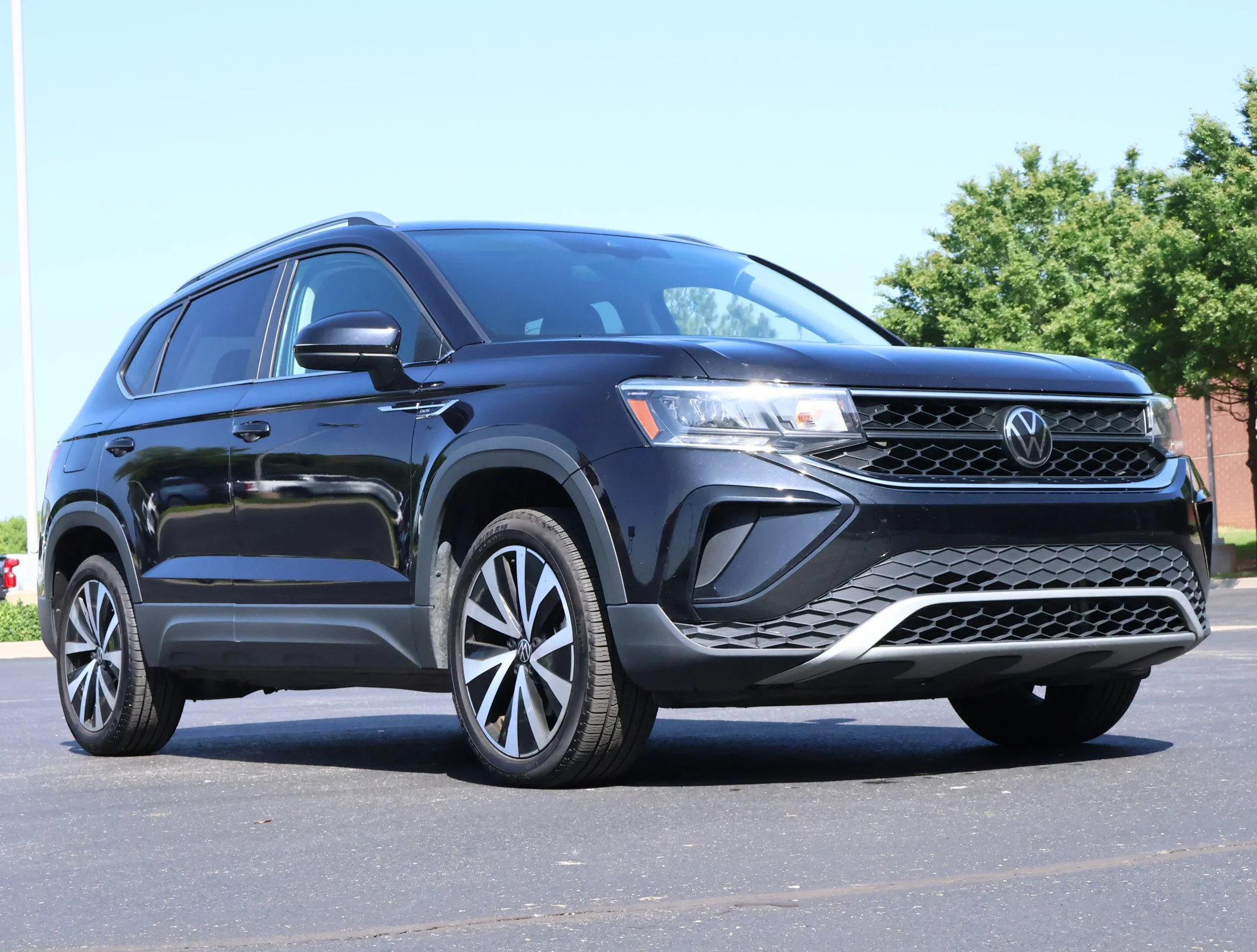 2024 Volkswagen Taos SE