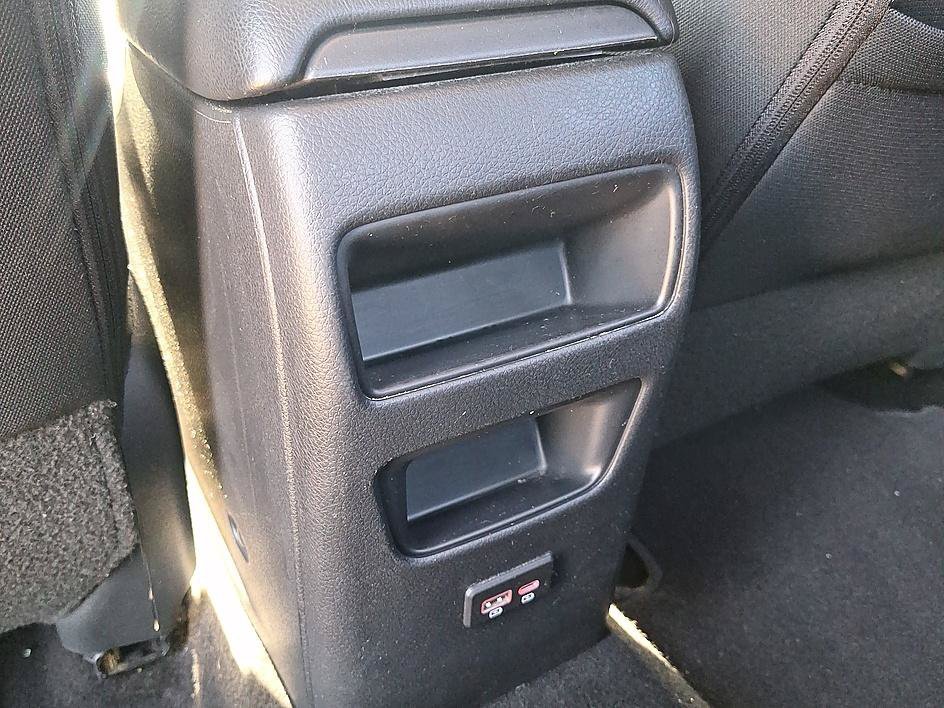 Used 2019 Scarlet Ember Tintcoat Nissan SV image 28