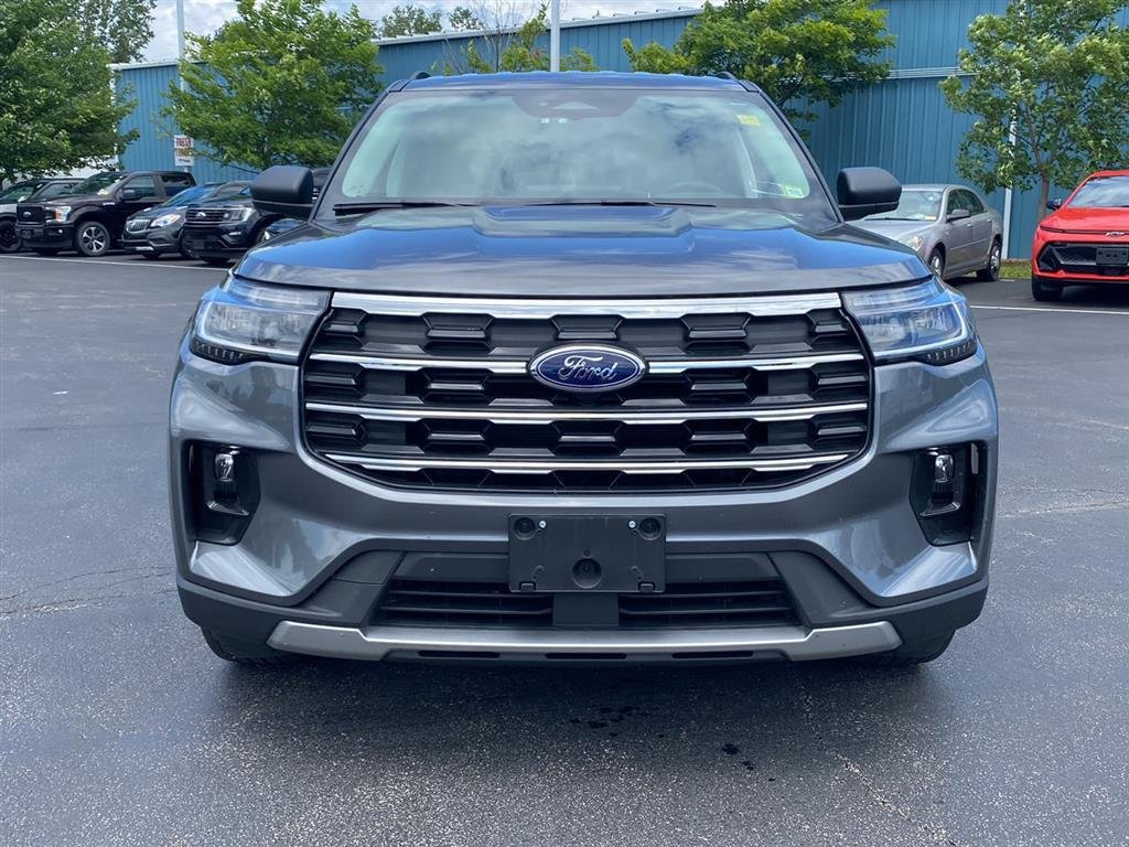 Used 2025 Carbonized Gray Ford Active image 6