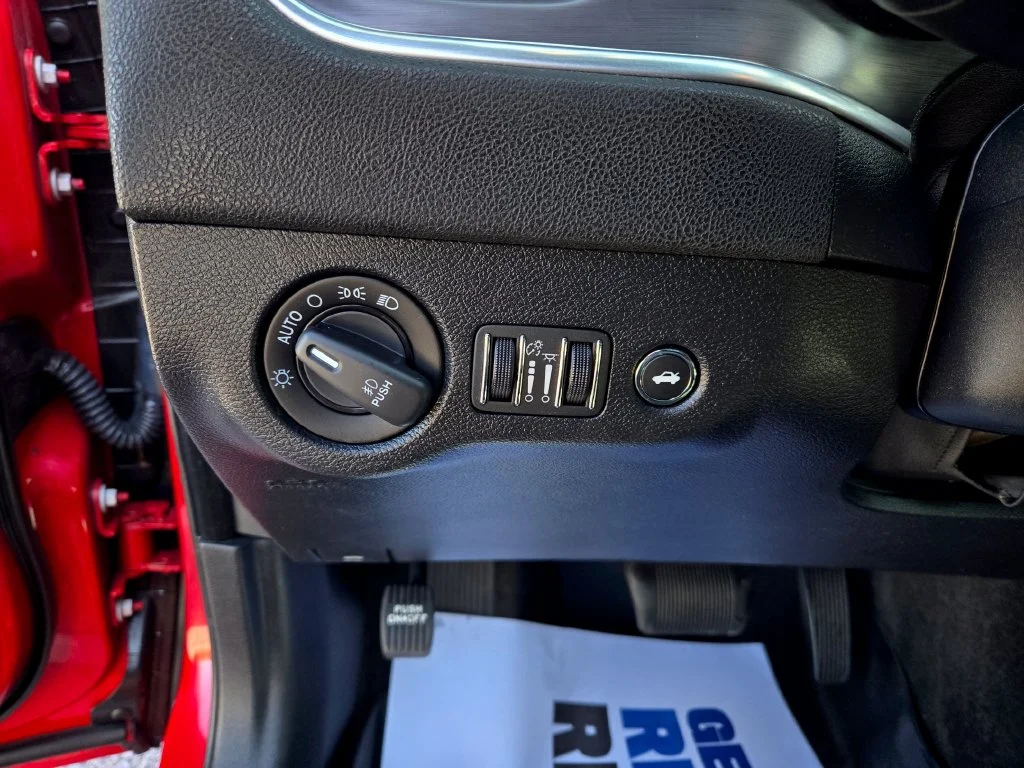 Used 2016 Red Dodge R/T image 16