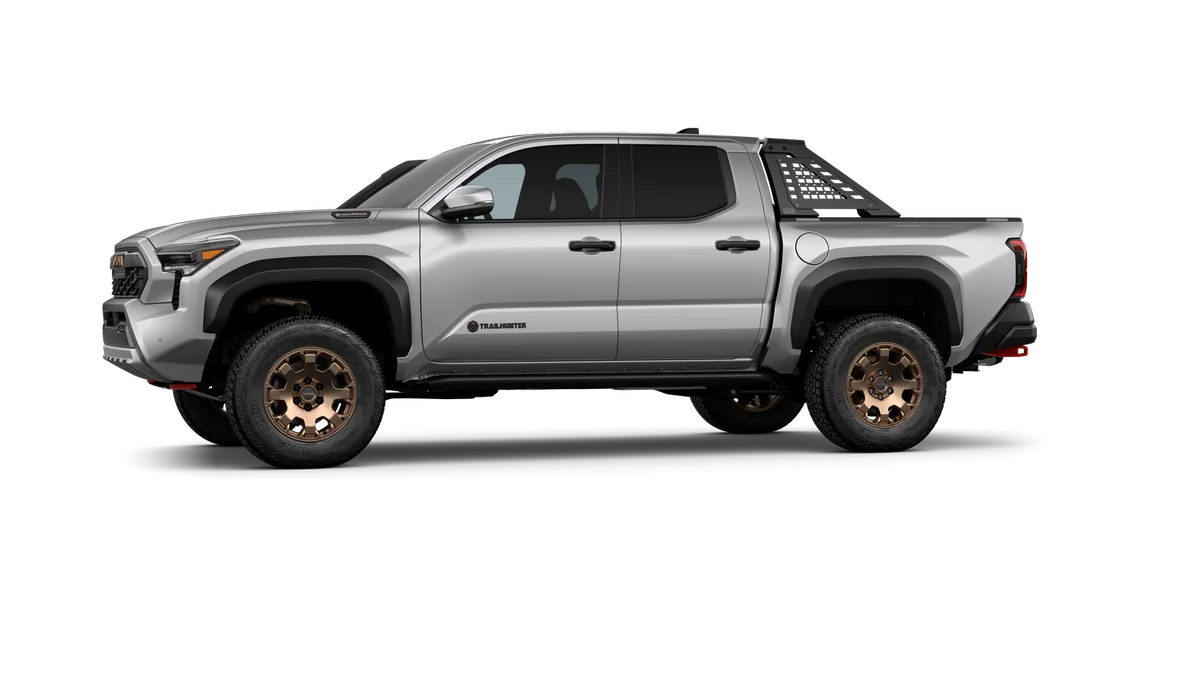 New 2026 Celestial Silver Metallic Toyota Trailhunter image 25
