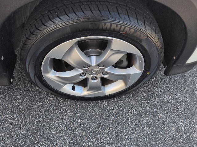 Used 2017 Gray Honda LX image 12