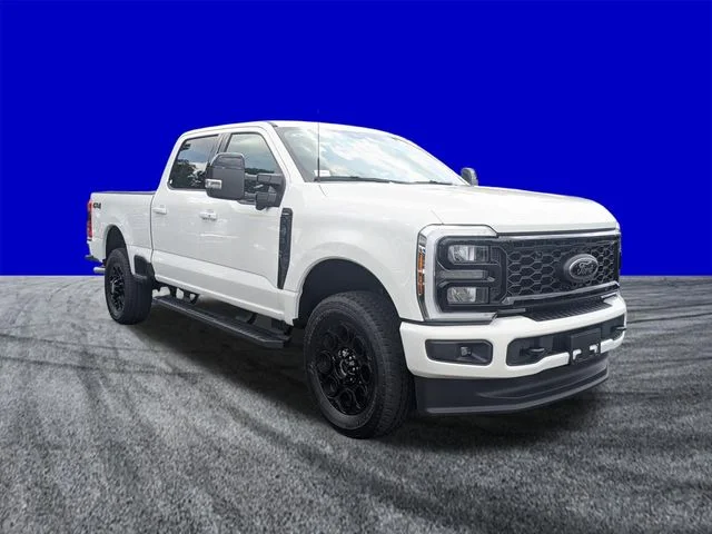 New 2026 Star White Metallic Tri-Coat Ford F-250® Lariat® image 2