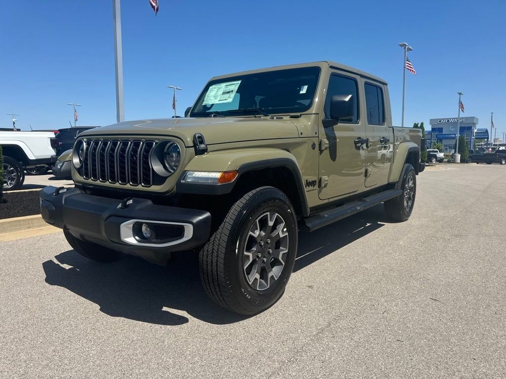 2026 Jeep Gladiator Sahara Auto's photo