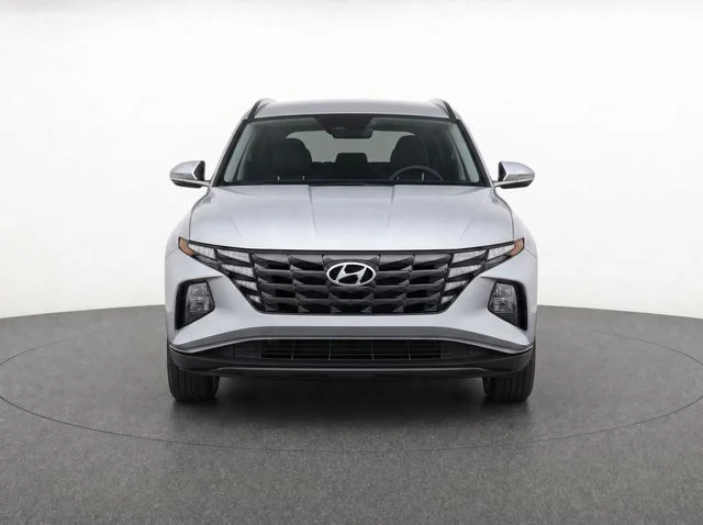 Used 2024 Silver Hyundai SEL image 2