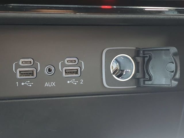 Certified Used 2025 White Jeep Limited image 27
