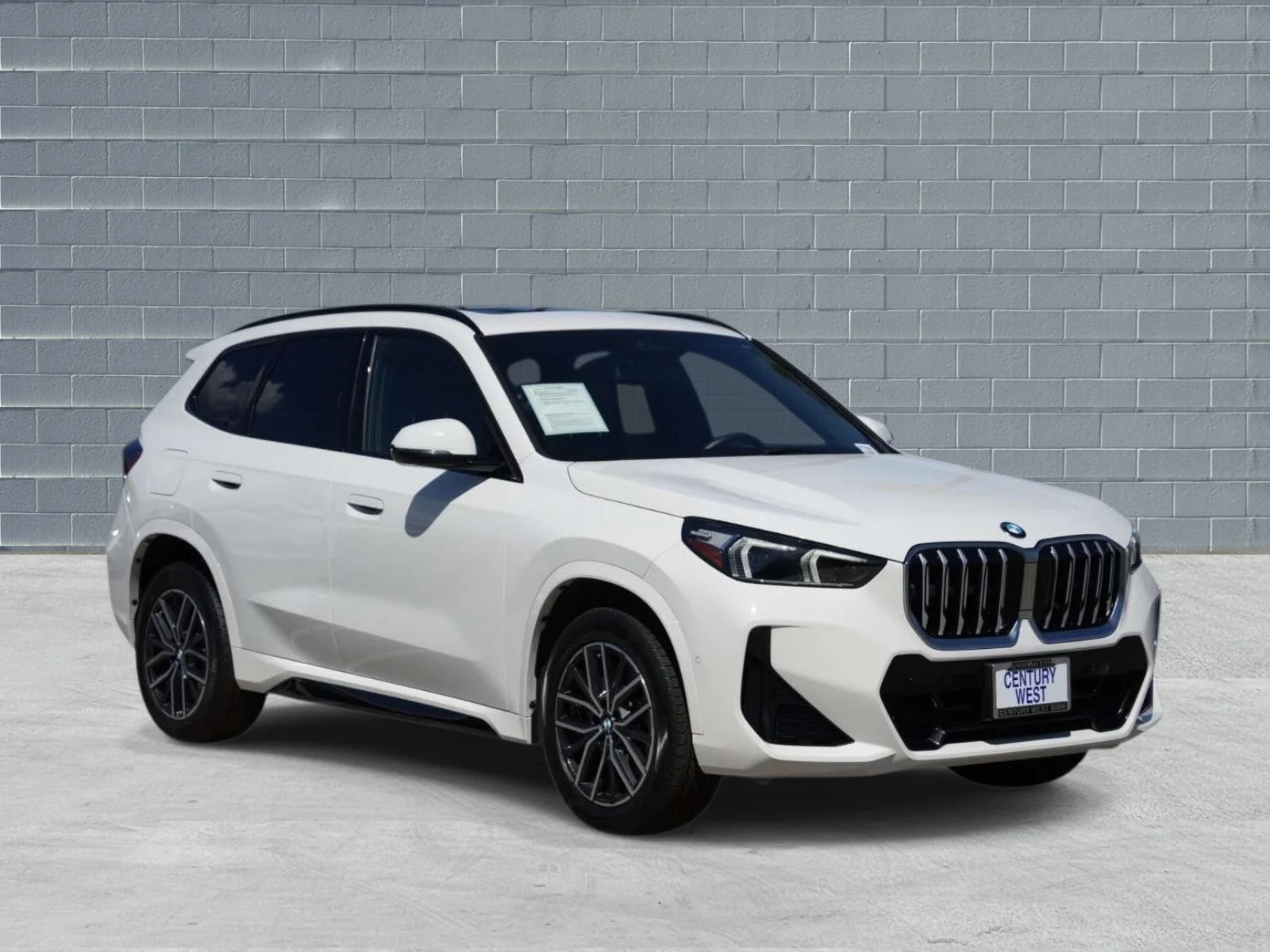 2023 BMW X1