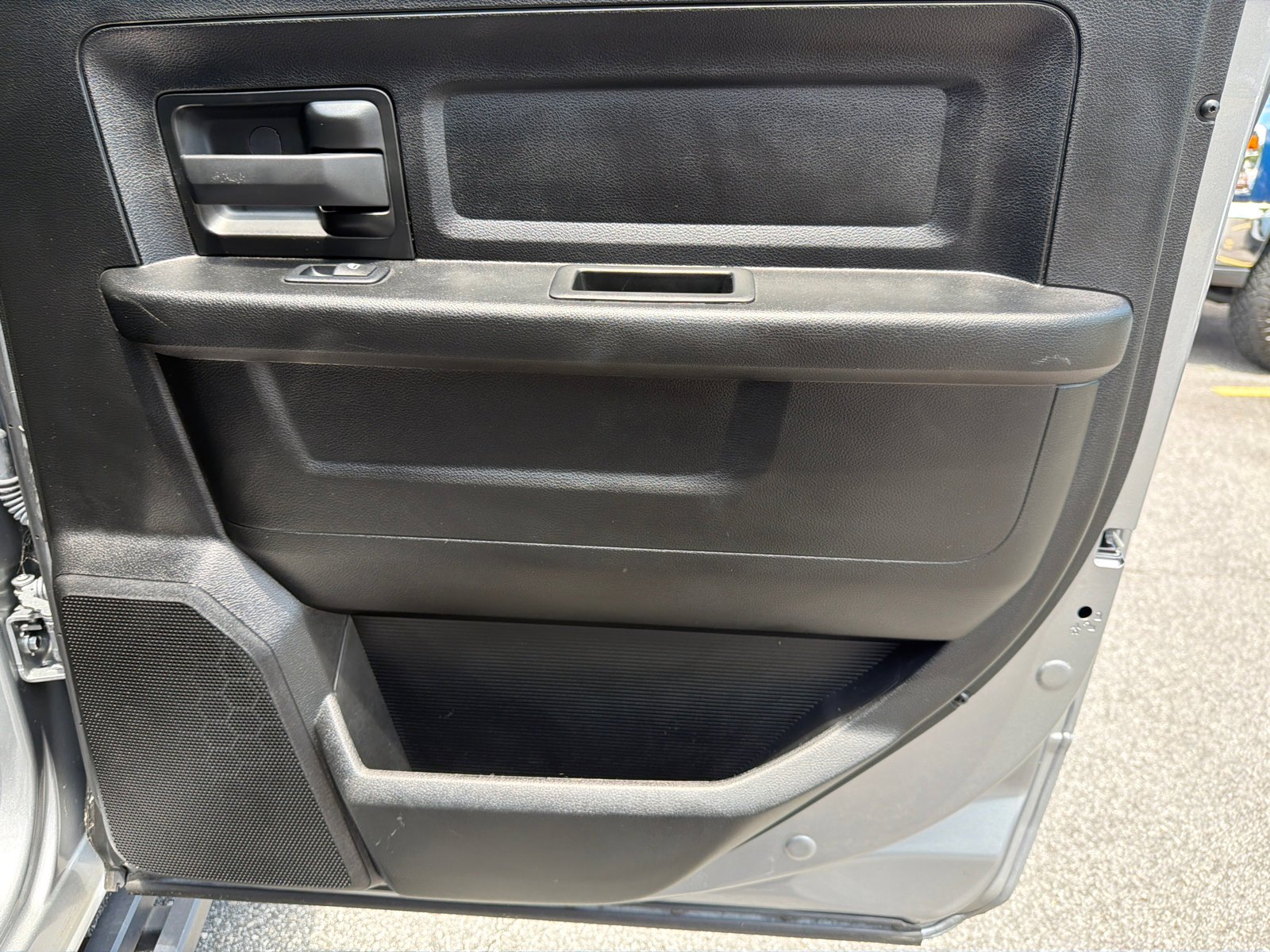 Used 2020 Billet Silver Metallic Clearcoat Ram Tradesman image 17