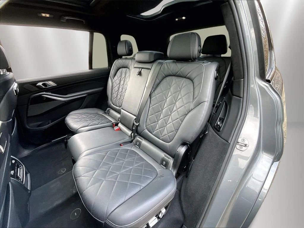 Used 2023 Skyscraper Gray Metallic BMW xDrive40i image 22