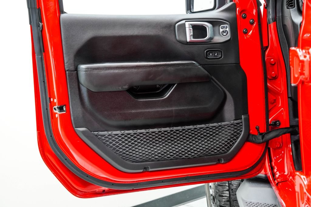 Used 2021 Red Jeep Unlimited Sahara Altitude image 43