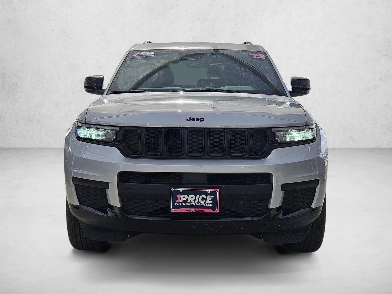 Used 2025 Silver Zynith Jeep Altitude X image 2