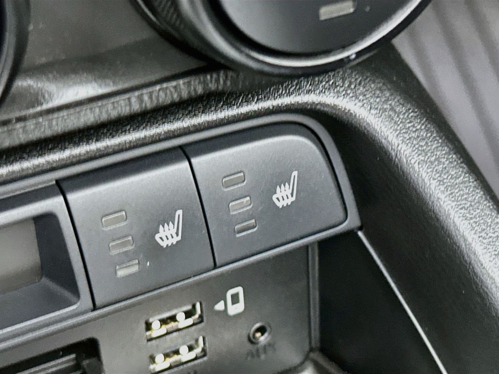 Used 2018 Machine Gray Mazda Club image 20