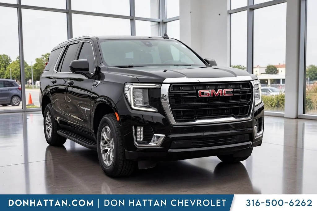 Used 2022 Black GMC SLE image 24