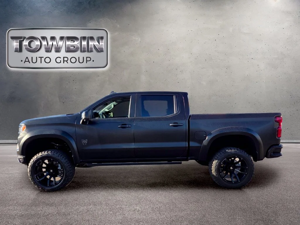 Used 2023 Black Chevrolet RST image 7