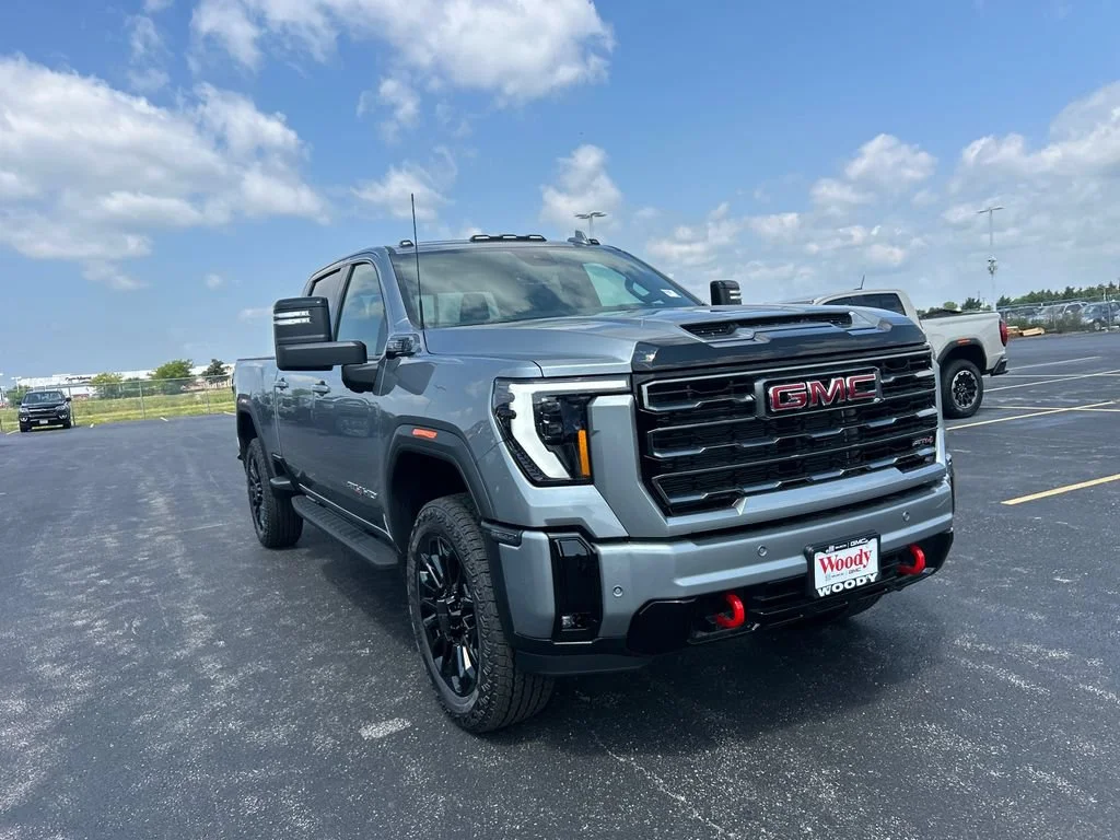 2026 GMC Sierra 2500HD AT4 - Photo 6