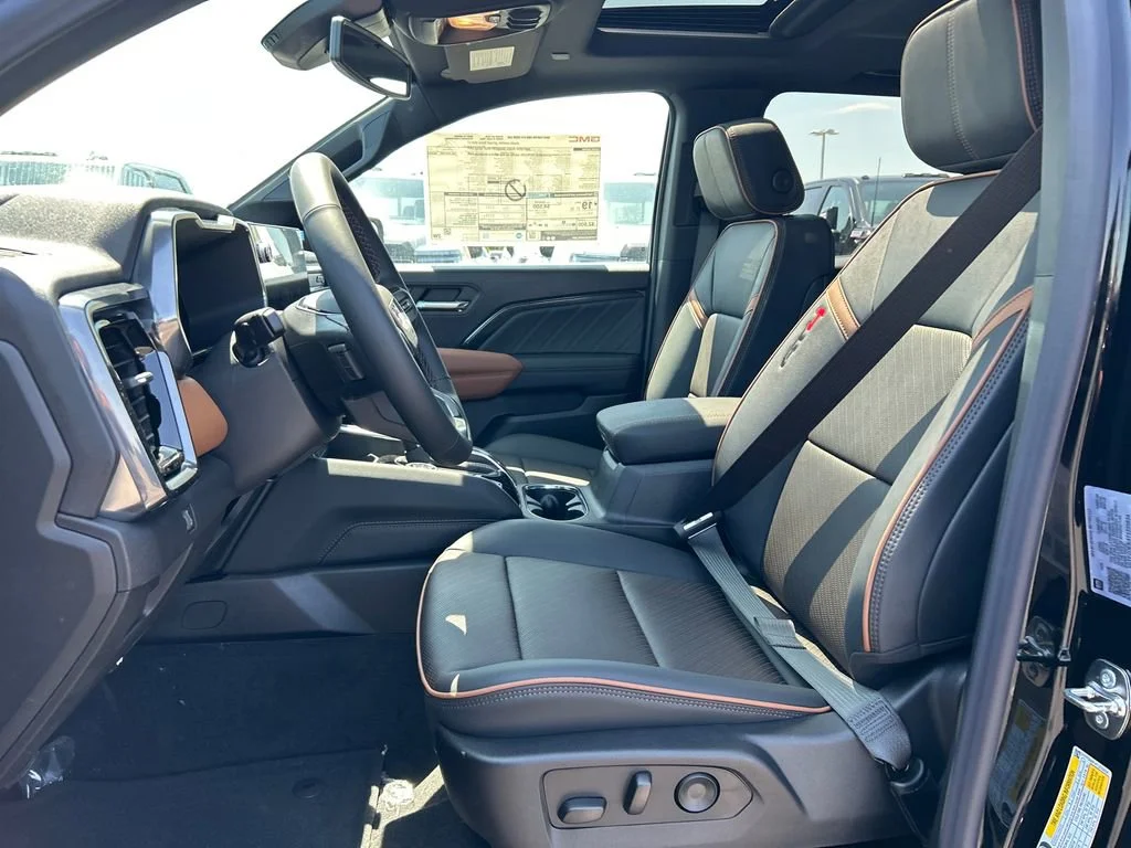 New 2026 Onyx Black GMC AT4 image 18