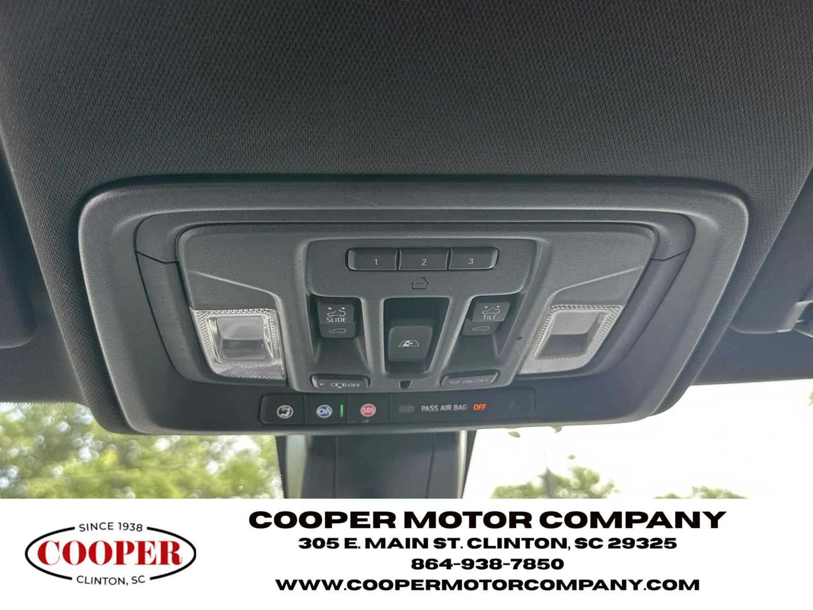 Used 2022 Onyx Black GMC AT4 image 22