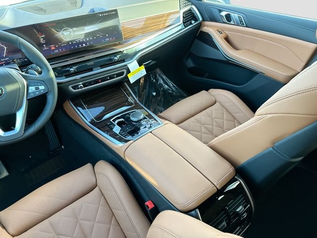New 2026 White BMW xDrive50e image 18