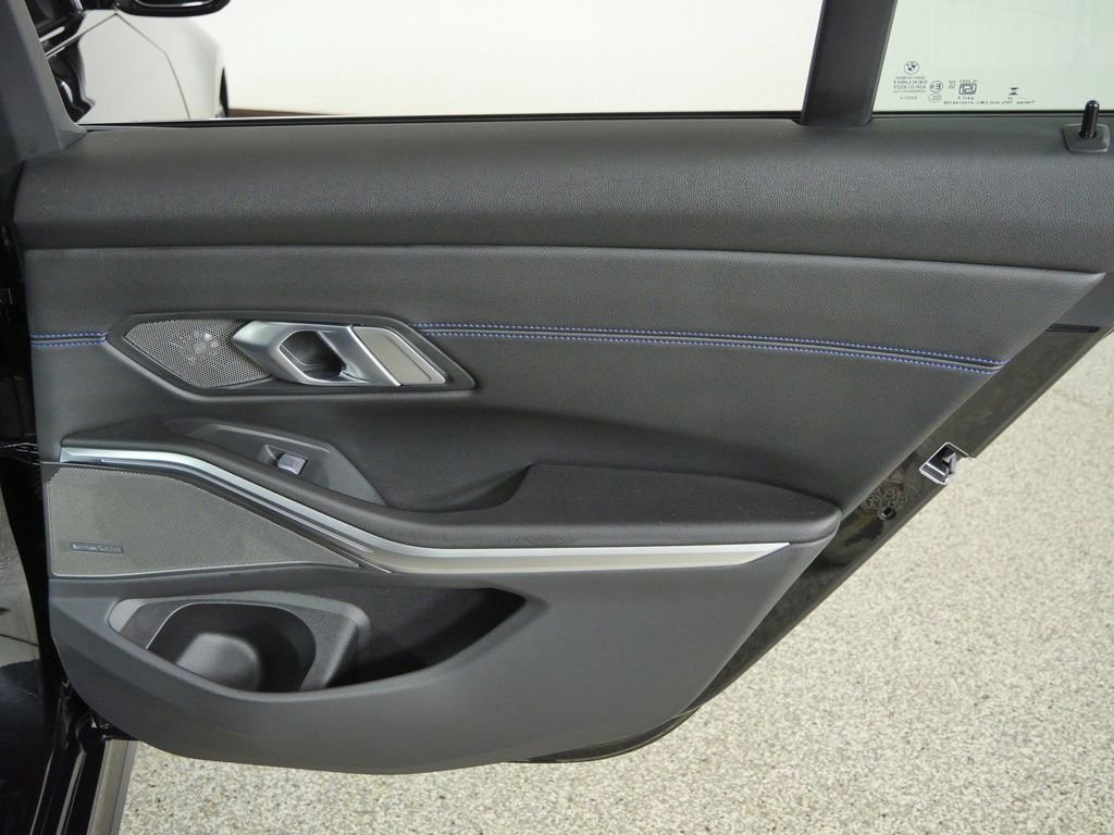 New 2026 Black Sapphire Metallic BMW 330i xDrive image 24