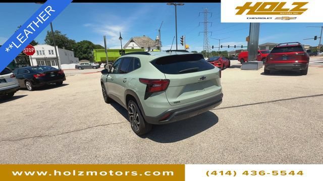 Certified Used 2024 Cacti Green Chevrolet 2RS image 6