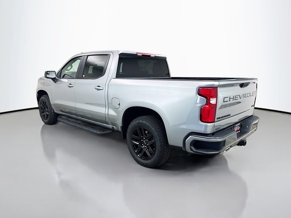 Used 2025 Sterling Gray Metallic Chevrolet RST image 6