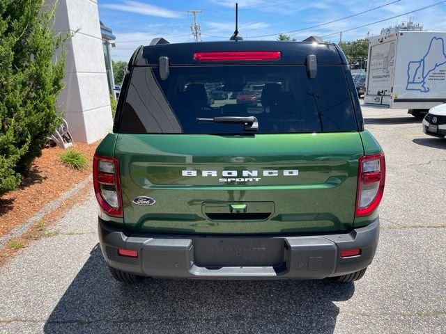 New 2025 Eruption Green Metallic Ford Outer Banks® image 8