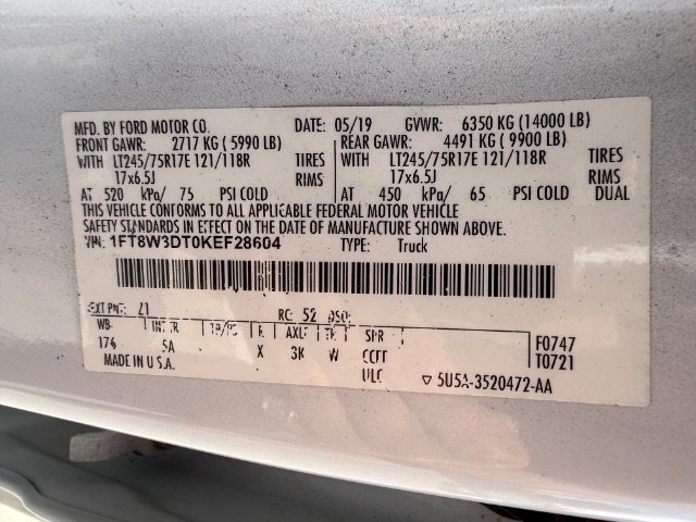 Used 2019 White Ford Lariat Crew Cab Long Bed DRW 4WD image 24