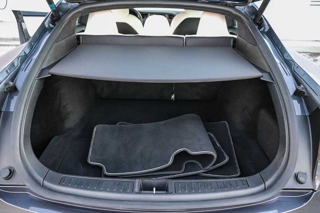 Used 2020 Midnight Silver Metallic Tesla Performance image 29